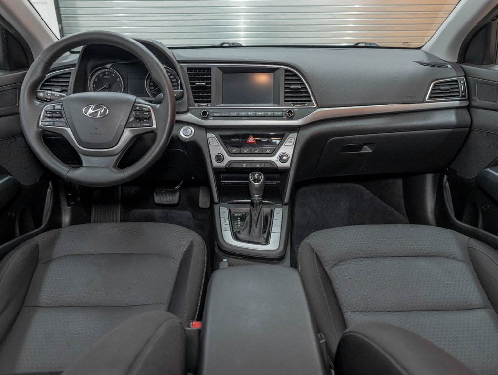 2018 Hyundai Elantra in St-Jérôme, Quebec - 12 - w1024h768px