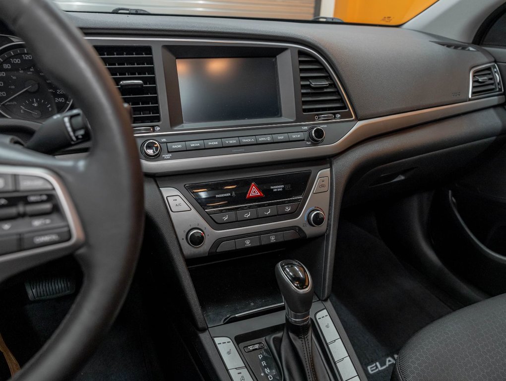2018 Hyundai Elantra in St-Jérôme, Quebec - 20 - w1024h768px