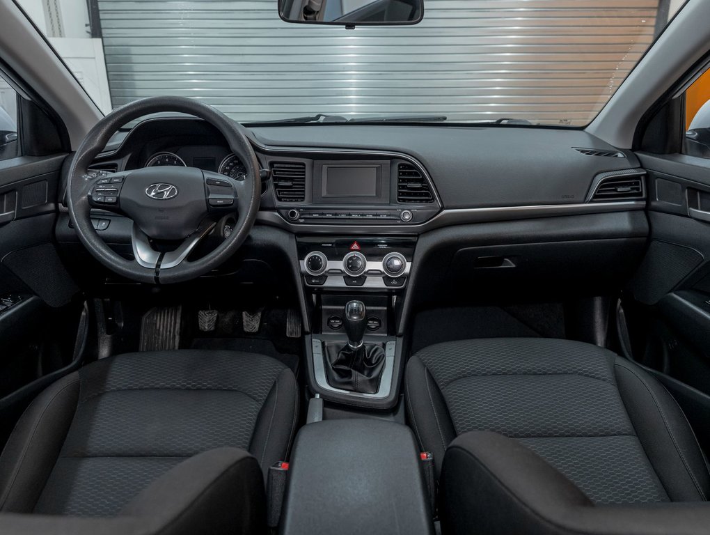 Hyundai Elantra  2019 à St-Jérôme, Québec - 11 - w1024h768px