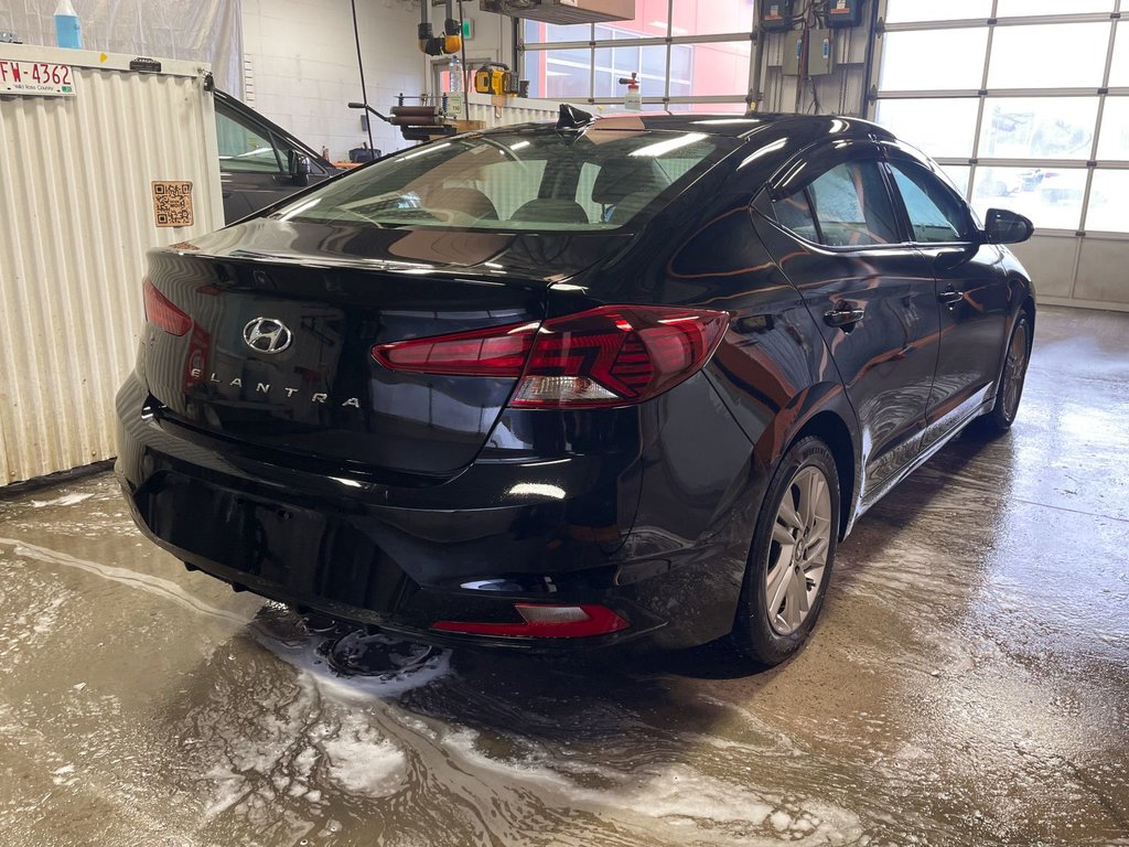 2020 Hyundai Elantra in St-Jérôme, Quebec - 8 - w1024h768px