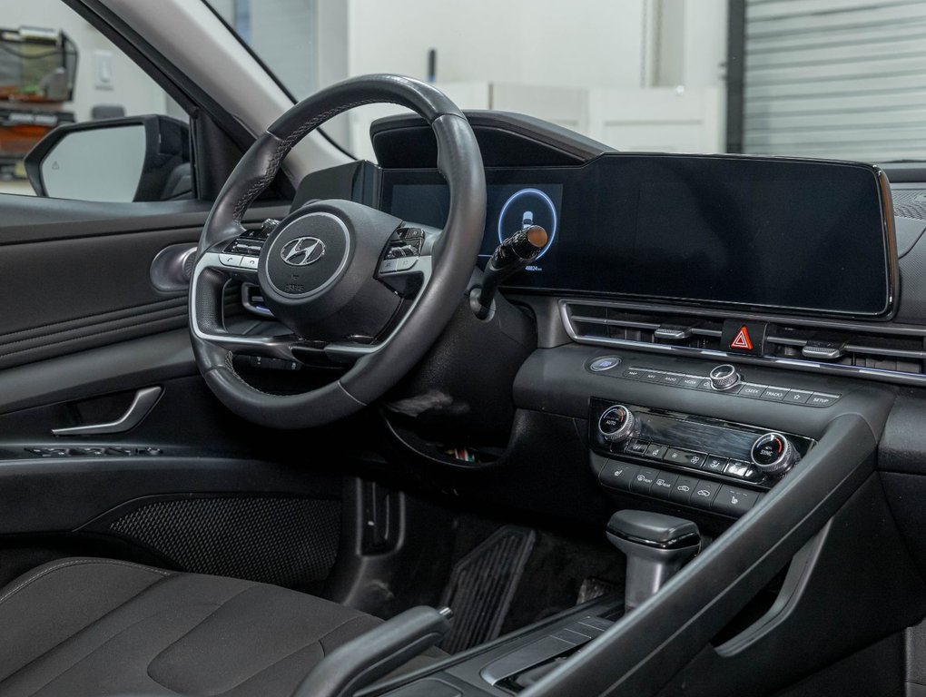2023 Hyundai Elantra in St-Jérôme, Quebec - 27 - w1024h768px