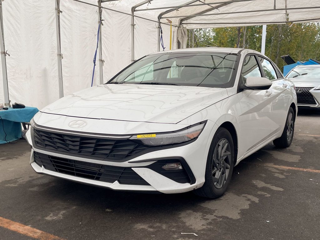 2024 Hyundai Elantra in St-Jérôme, Quebec - 1 - w1024h768px