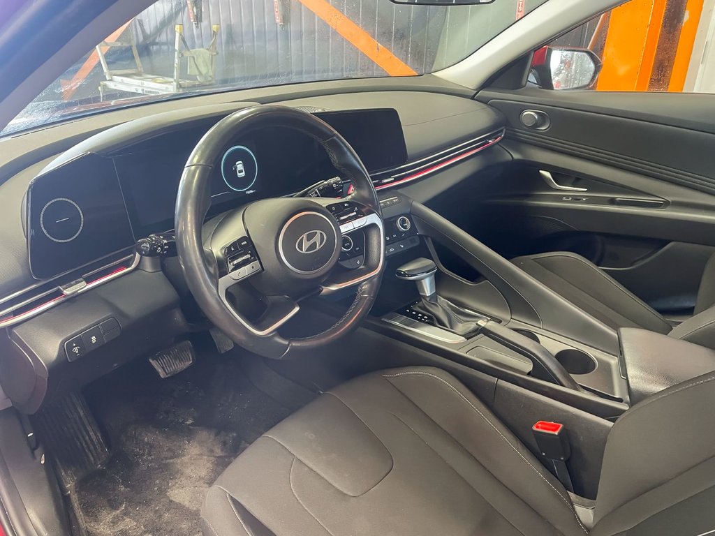 Hyundai Elantra  2024 à St-Jérôme, Québec - 5 - w1024h768px