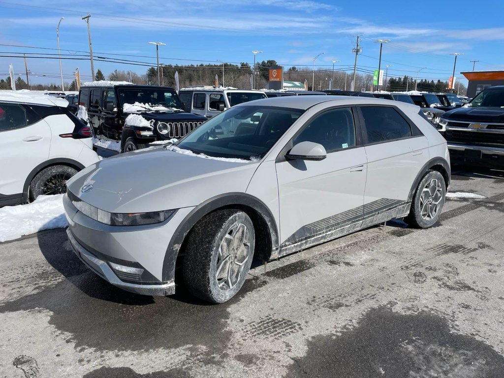 Hyundai Ioniq 5  2022 à St-Jérôme, Québec - 1 - w1024h768px