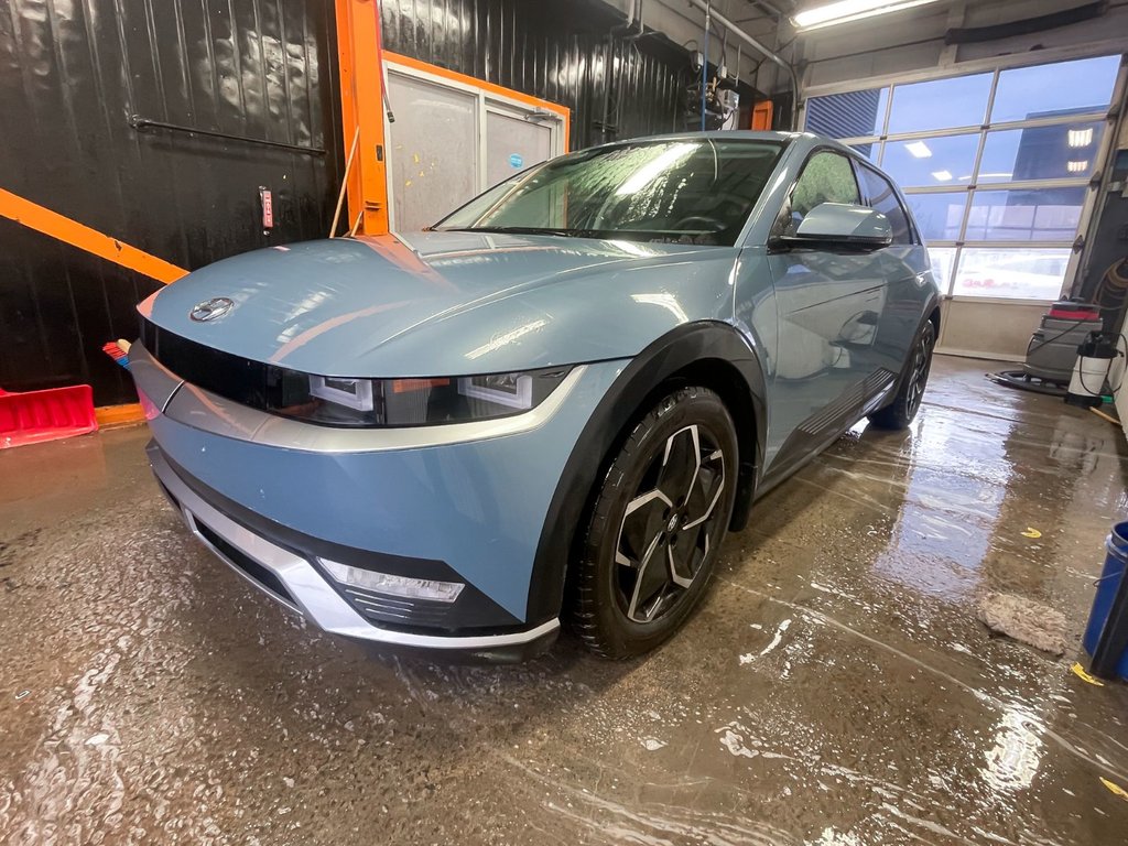 2022 Hyundai IONIQ 5 in St-Jérôme, Quebec - 1 - w1024h768px