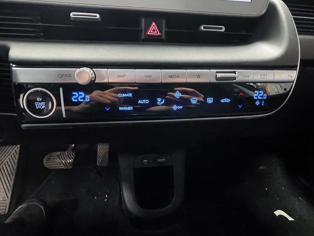 2022 Hyundai IONIQ 5 in St-Jérôme, Quebec - 16 - w1024h768px