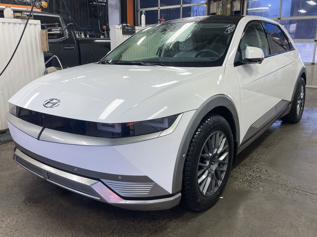 2024 Hyundai IONIQ 5 in St-Jérôme, Quebec - 1 - w1024h768px