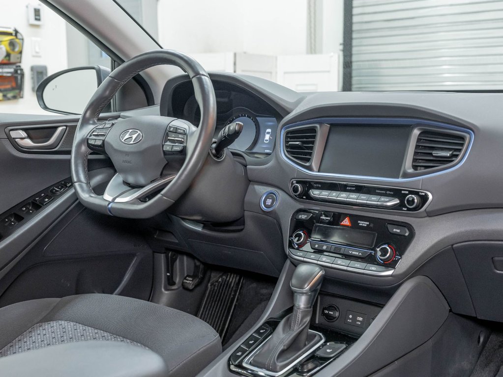 2019 Hyundai Ioniq Electric Plus in St-Jérôme, Quebec - 26 - w1024h768px