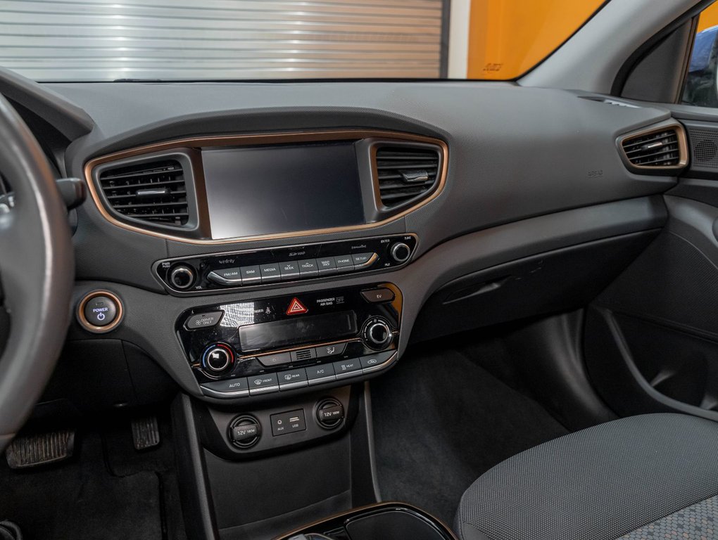 2017 Hyundai Ioniq Electric in St-Jérôme, Quebec - 20 - w1024h768px