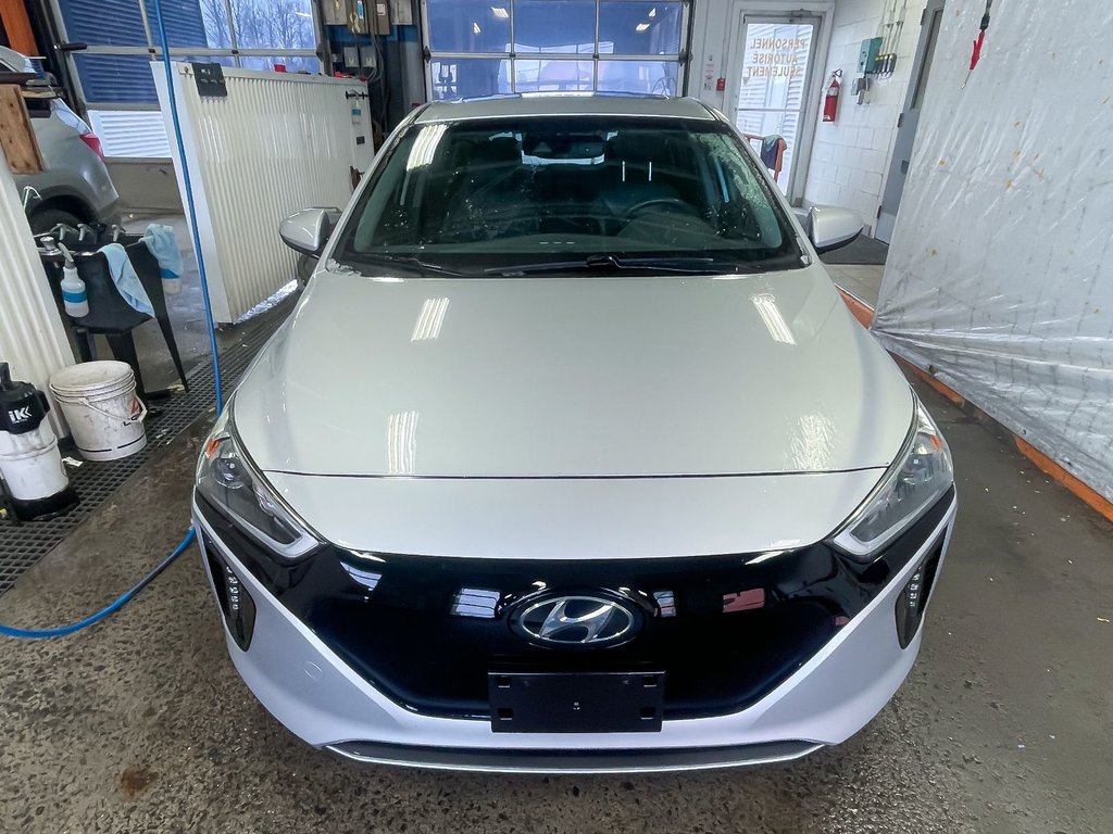 2017 Hyundai Ioniq Electric in St-Jérôme, Quebec - 6 - w1024h768px