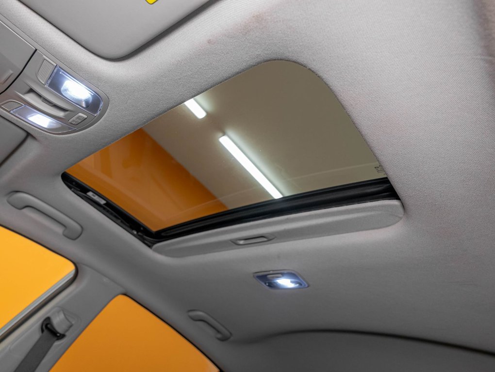 2019 Hyundai Ioniq Electric in St-Jérôme, Quebec - 4 - w1024h768px