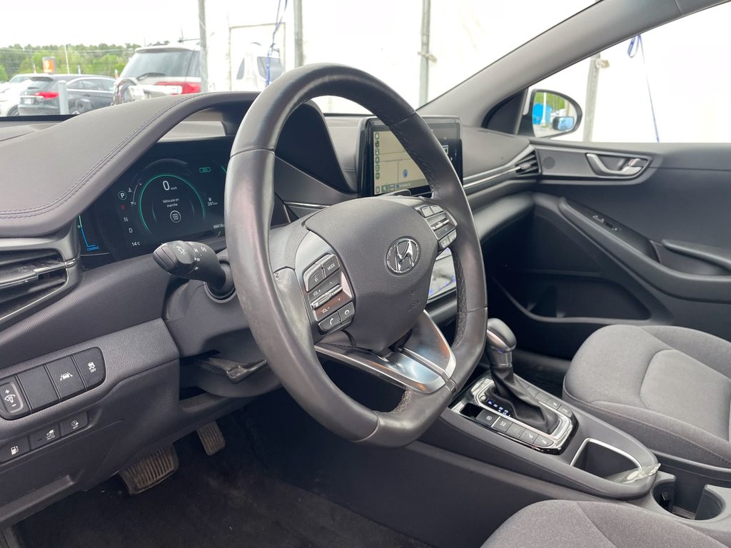 2020 Hyundai IONIQ PLUG-IN HYBRID in St-Jérôme, Quebec - 4 - w1024h768px