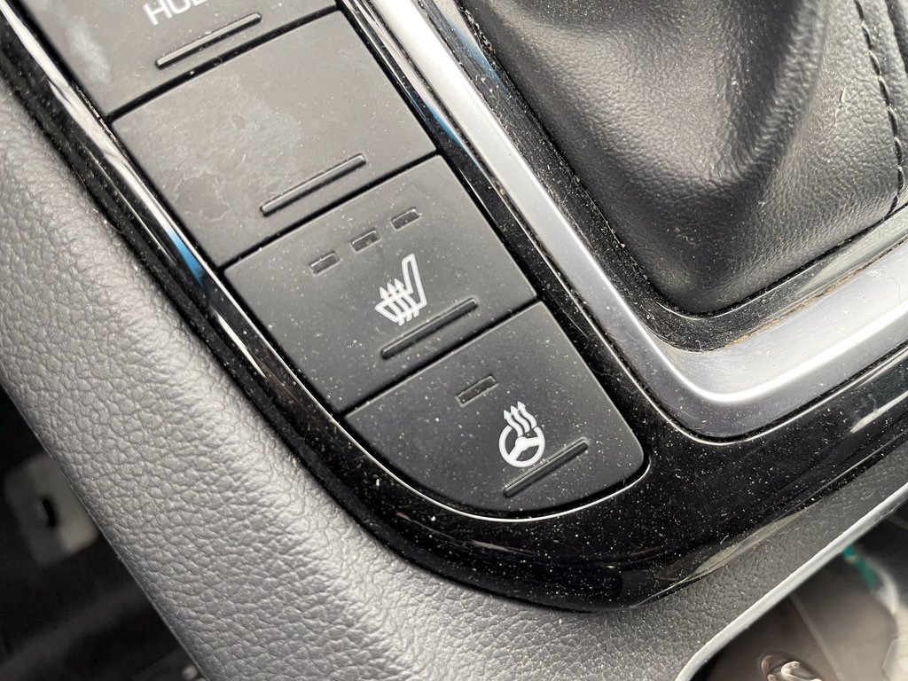 2020 Hyundai IONIQ PLUG-IN HYBRID in St-Jérôme, Quebec - 13 - w1024h768px