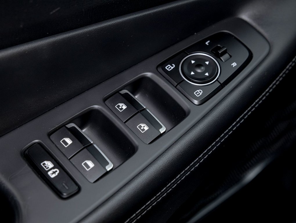 2022 Hyundai Santa Fe Plug-In Hybrid in St-Jérôme, Quebec - 24 - w1024h768px