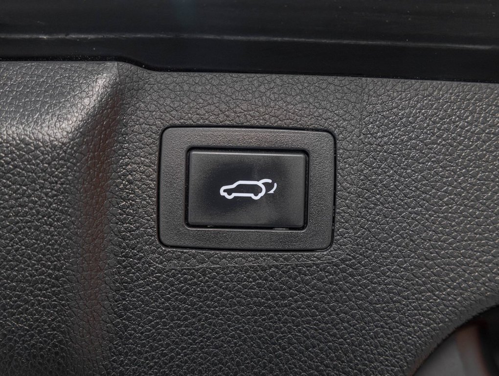 2017 Hyundai Santa Fe XL in St-Jérôme, Quebec - 34 - w1024h768px