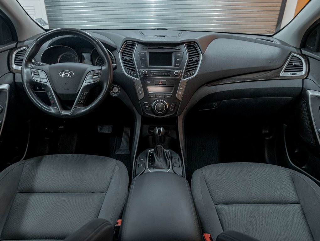 2017 Hyundai Santa Fe XL in St-Jérôme, Quebec - 11 - w1024h768px