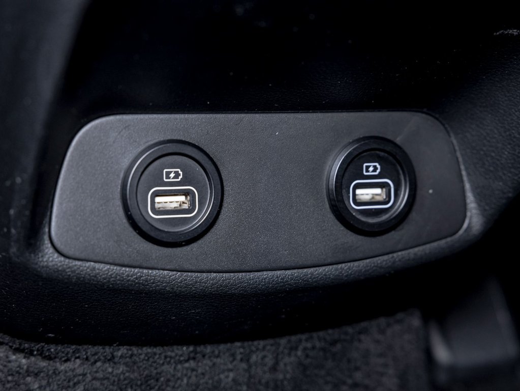 Hyundai Santa Fe  2022 à St-Jérôme, Québec - 28 - w1024h768px