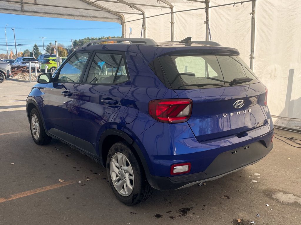 Hyundai Venue  2021 à St-Jérôme, Québec - 5 - w1024h768px