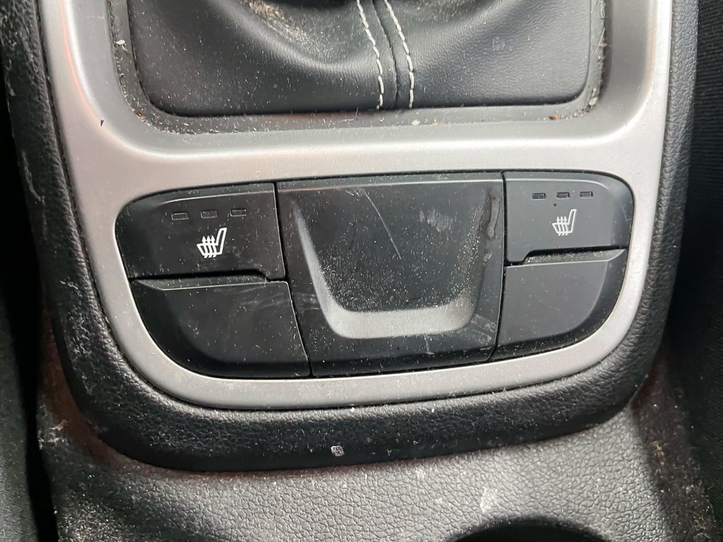 Hyundai Venue  2021 à St-Jérôme, Québec - 12 - w1024h768px