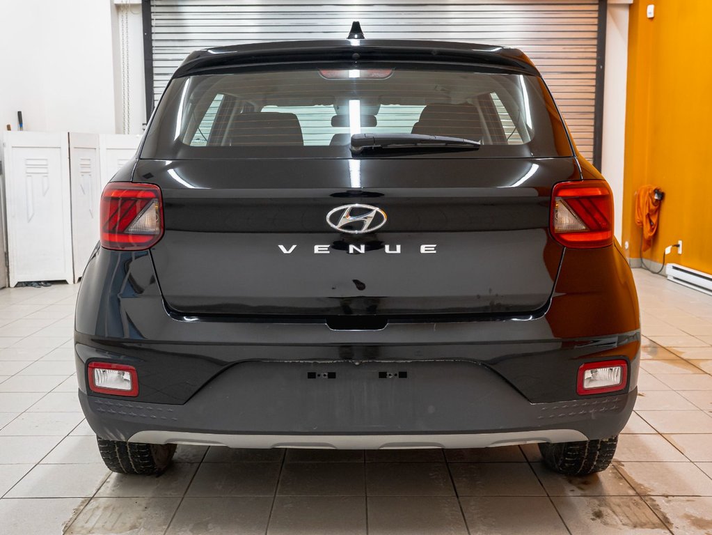 2021 Hyundai Venue in St-Jérôme, Quebec - 6 - w1024h768px