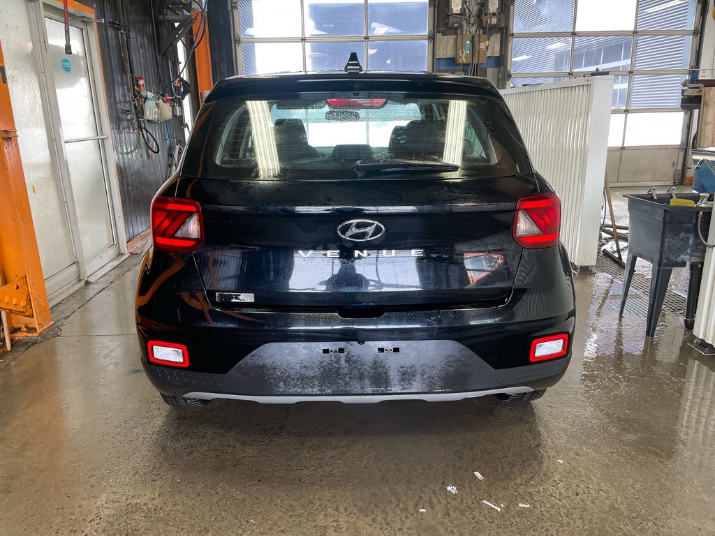 Hyundai Venue  2021 à St-Jérôme, Québec - 6 - w1024h768px