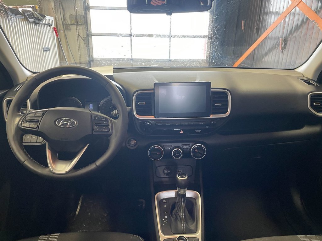 2021 Hyundai Venue in St-Jérôme, Quebec - 10 - w1024h768px