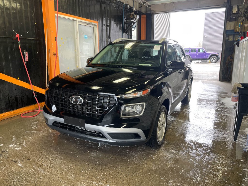 2021 Hyundai Venue in St-Jérôme, Quebec - 1 - w1024h768px