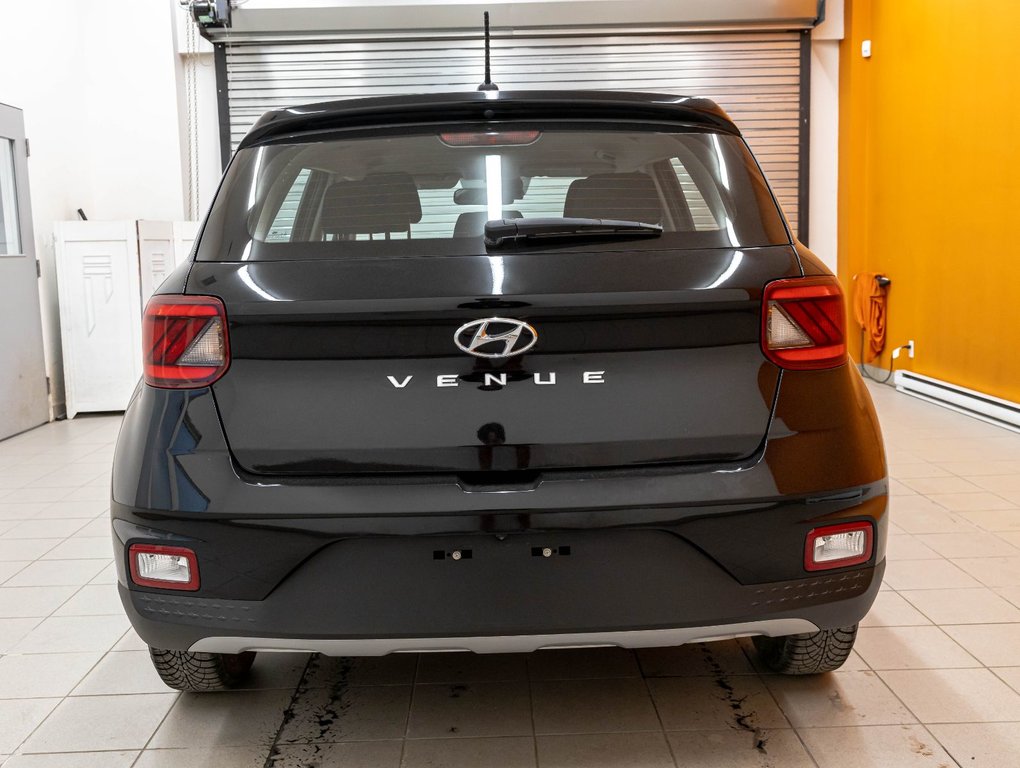 2023 Hyundai Venue in St-Jérôme, Quebec - 6 - w1024h768px