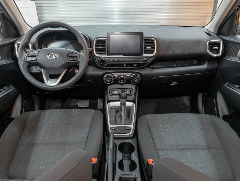 2023 Hyundai Venue in St-Jérôme, Quebec - 10 - w1024h768px