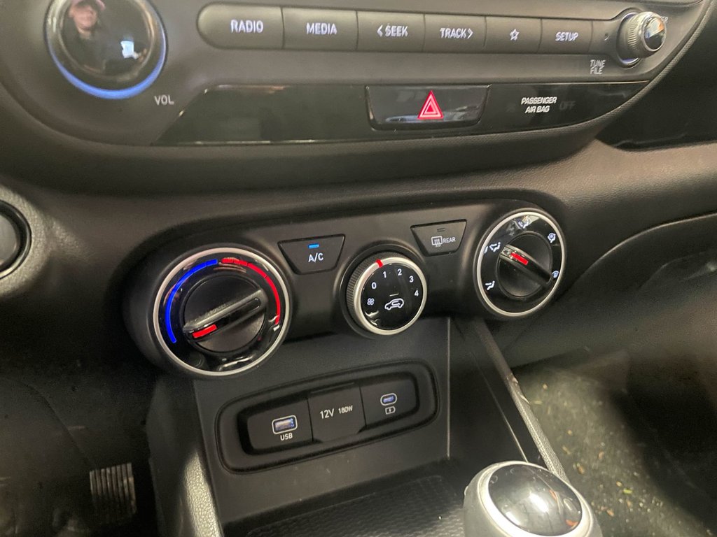 2024 Hyundai Venue in St-Jérôme, Quebec - 16 - w1024h768px