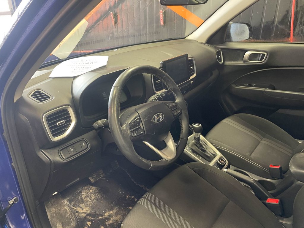 2024 Hyundai Venue in St-Jérôme, Quebec - 3 - w1024h768px