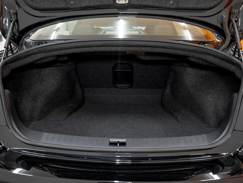 Infiniti Q50  2023 à St-Jérôme, Québec - 28 - w1024h768px