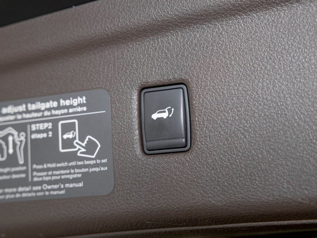 2019 Infiniti QX50 in St-Jérôme, Quebec - 35 - w1024h768px