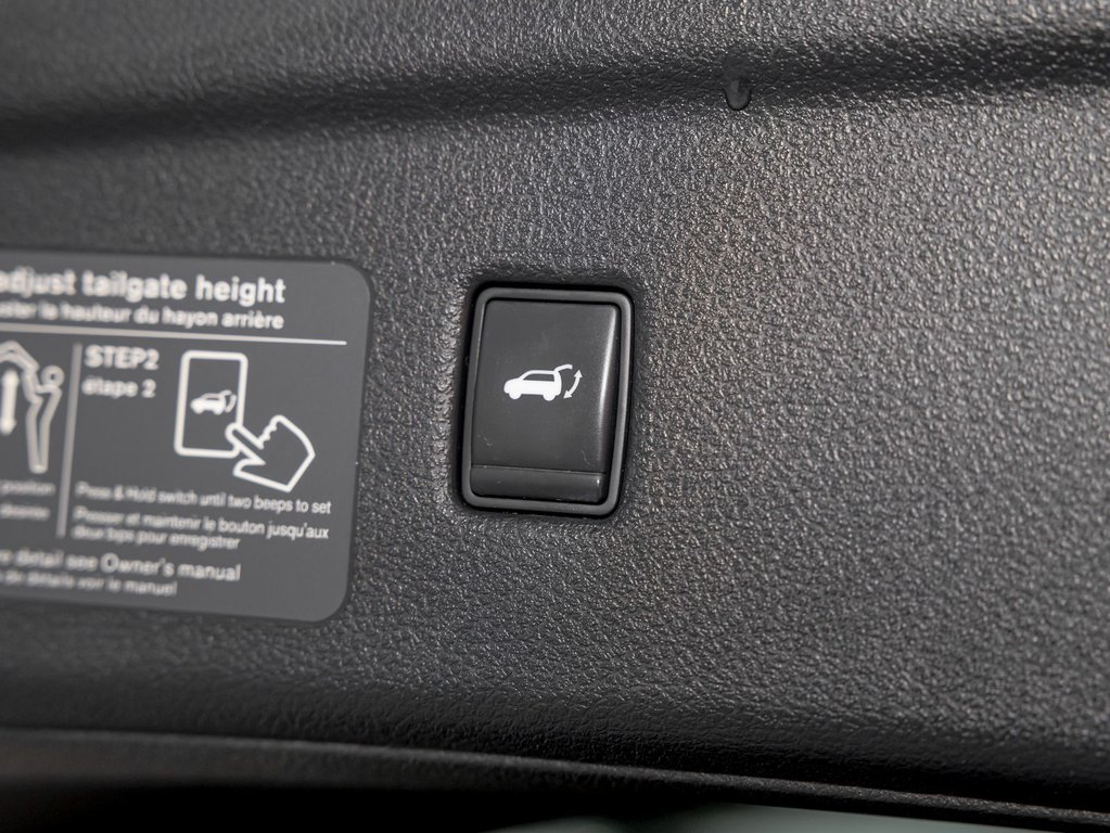 2022 Infiniti QX50 in St-Jérôme, Quebec - 36 - w1024h768px