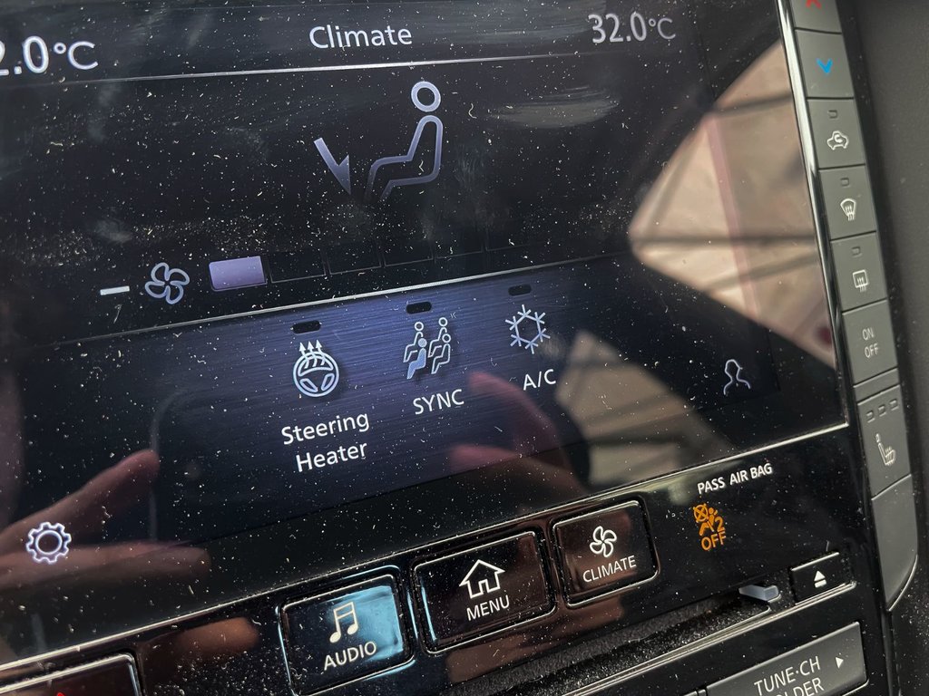 2023 Infiniti QX50 in St-Jérôme, Quebec - 13 - w1024h768px