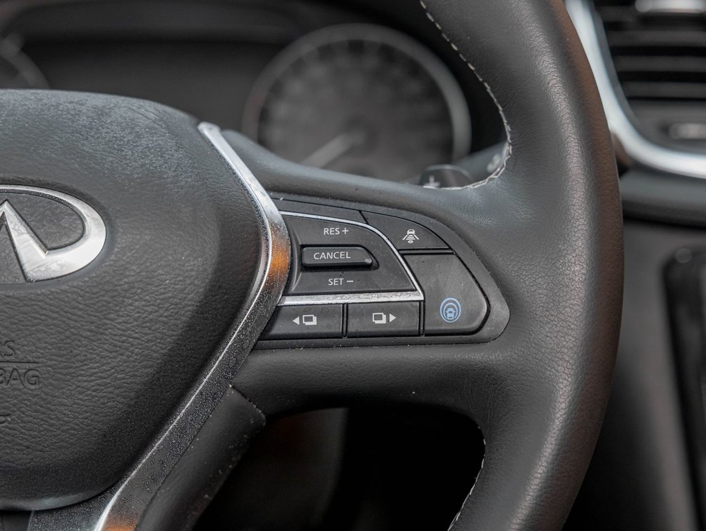 2023 Infiniti QX50 in St-Jérôme, Quebec - 15 - w1024h768px