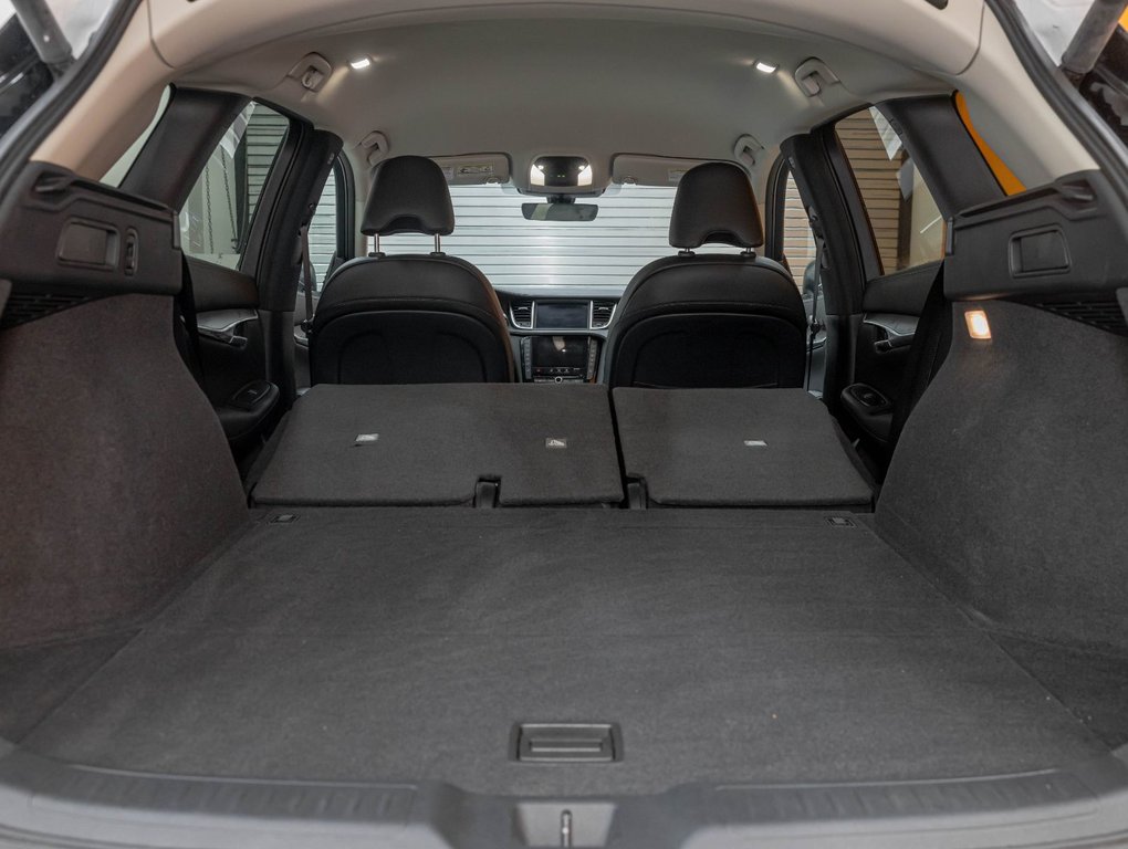 2023 Infiniti QX50 in St-Jérôme, Quebec - 33 - w1024h768px