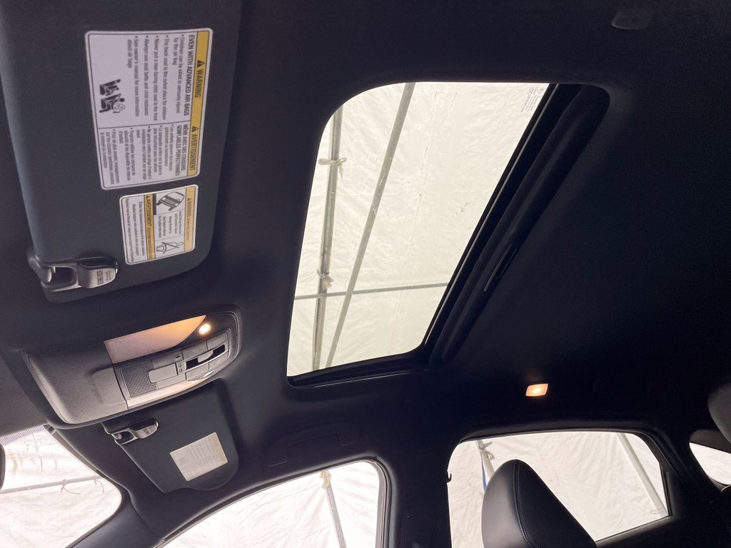 2022 Infiniti QX55 in St-Jérôme, Quebec - 3 - w1024h768px