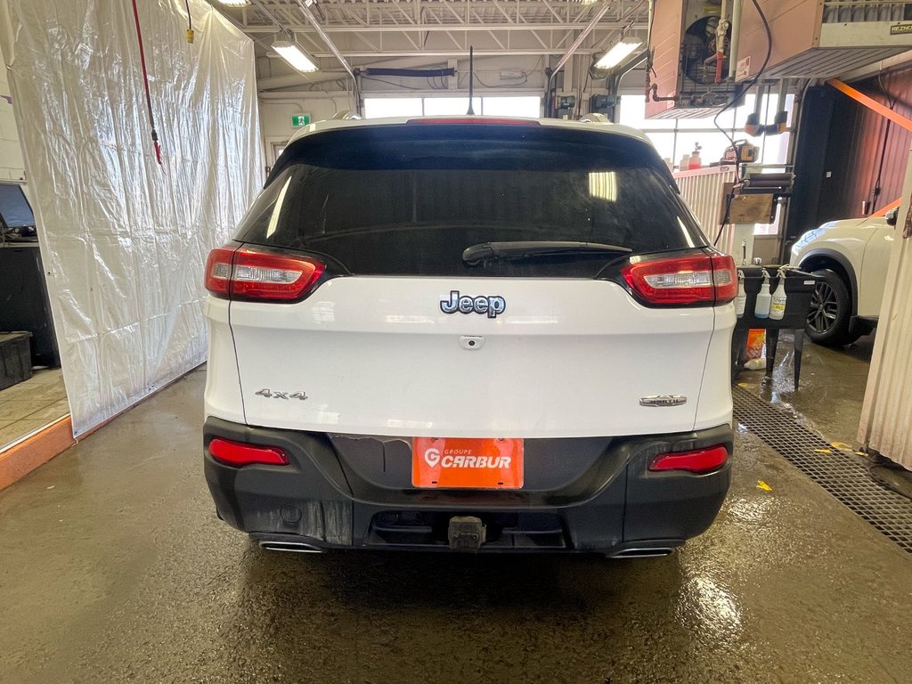 Jeep Cherokee  2018 à St-Jérôme, Québec - 6 - w1024h768px