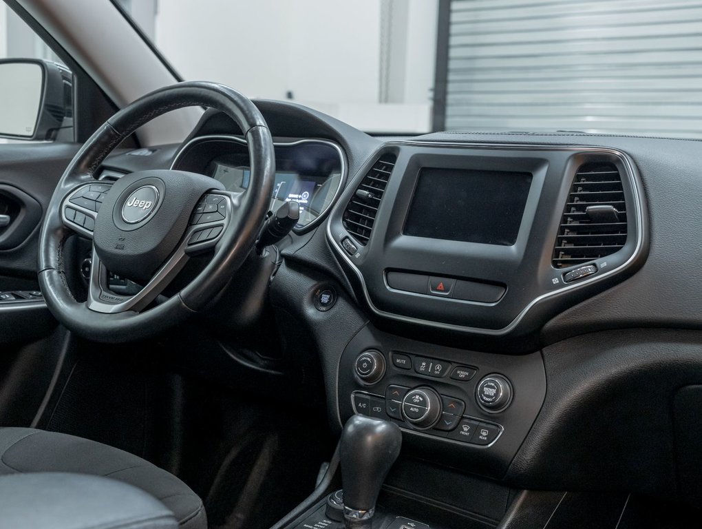2019 Jeep Cherokee in St-Jérôme, Quebec - 29 - w1024h768px