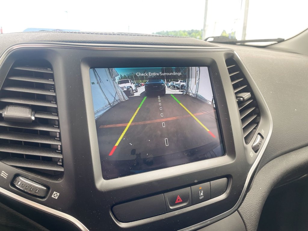 Jeep Cherokee  2021 à St-Jérôme, Québec - 16 - w1024h768px