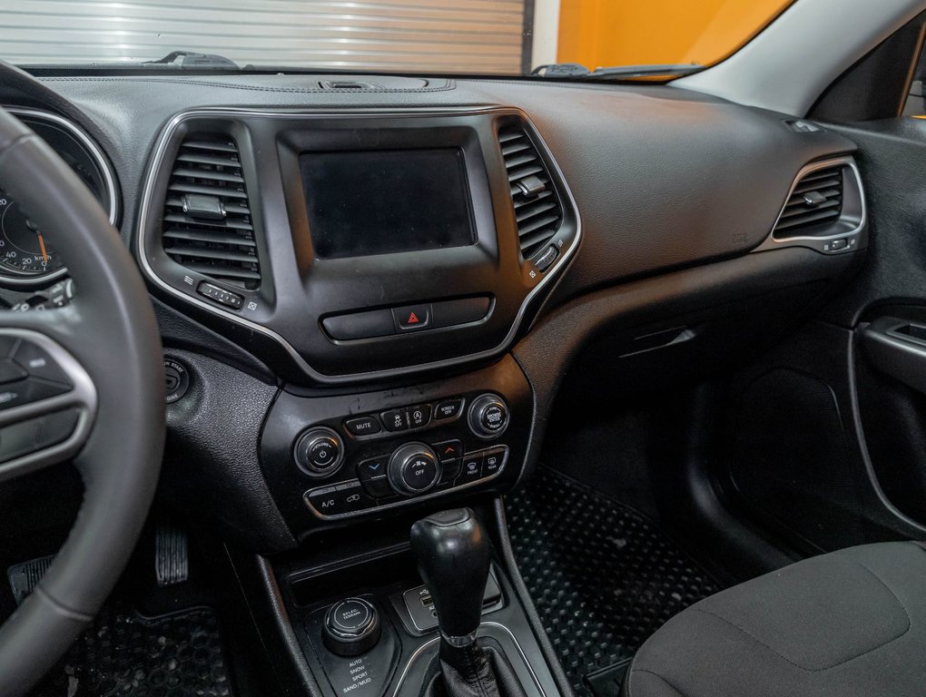 Jeep Cherokee  2021 à St-Jérôme, Québec - 18 - w1024h768px