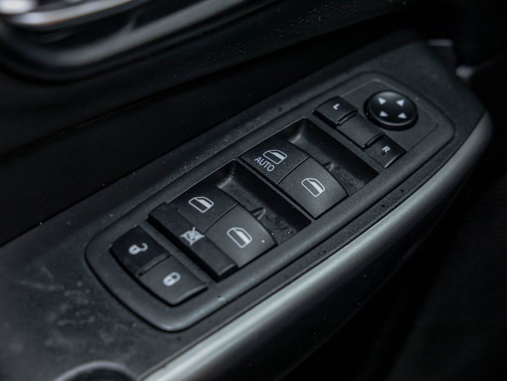 Jeep Cherokee  2021 à St-Jérôme, Québec - 23 - w1024h768px