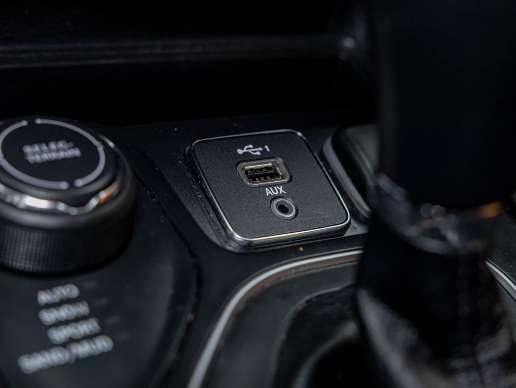 Jeep Cherokee  2021 à St-Jérôme, Québec - 22 - w1024h768px