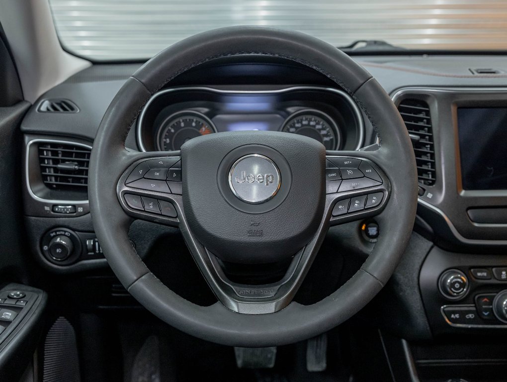2022 Jeep Cherokee in St-Jérôme, Quebec - 12 - w1024h768px