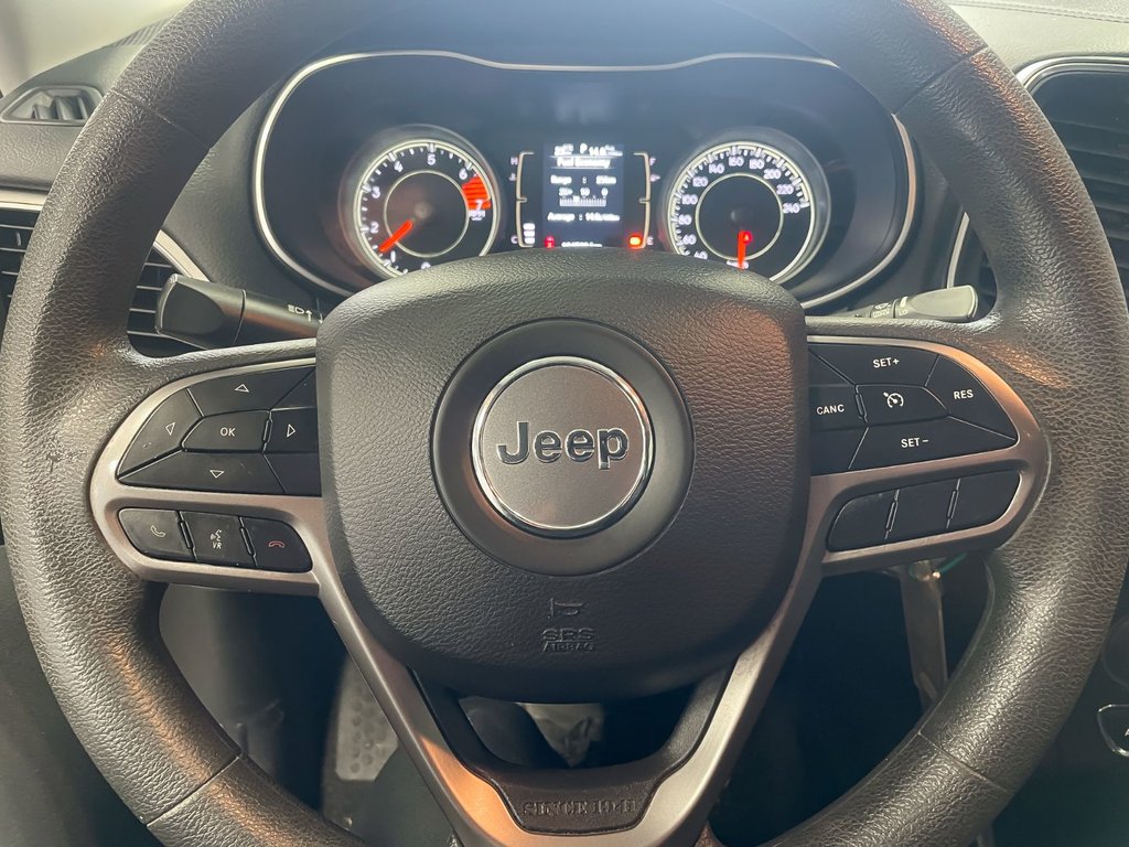 2022 Jeep Cherokee in St-Jérôme, Quebec - 16 - w1024h768px