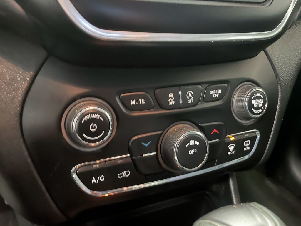 2022 Jeep Cherokee in St-Jérôme, Quebec - 14 - w1024h768px