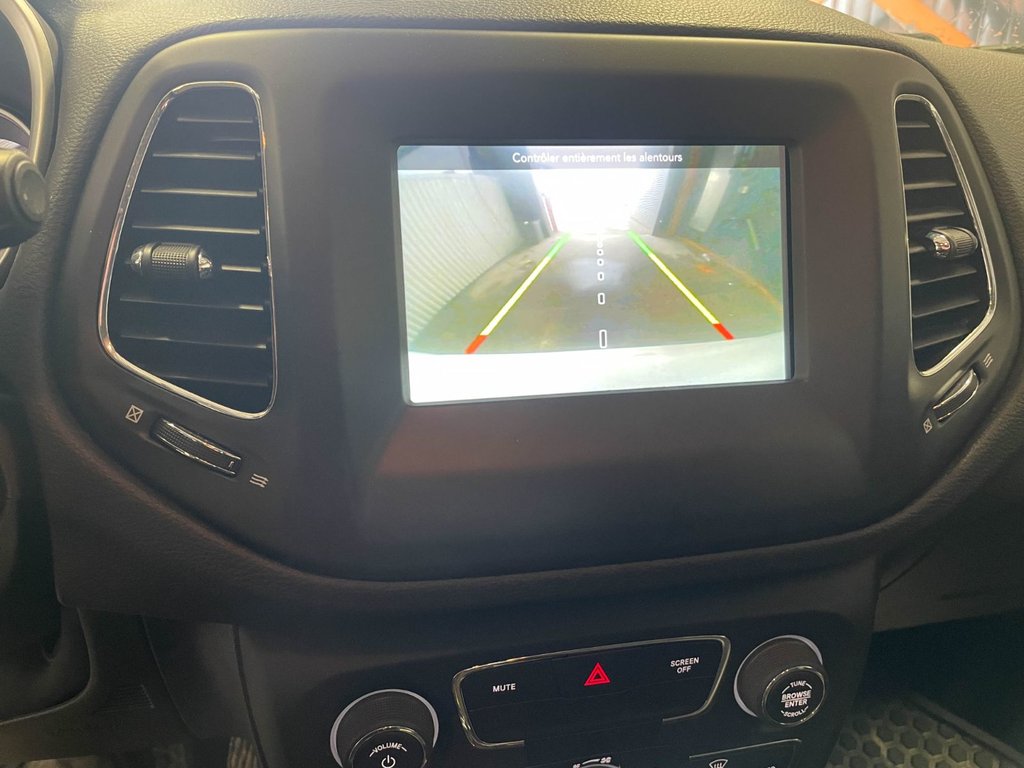 Jeep Compass  2018 à St-Jérôme, Québec - 12 - w1024h768px
