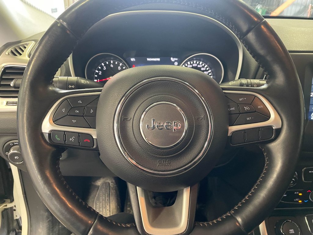 Jeep Compass  2018 à St-Jérôme, Québec - 14 - w1024h768px