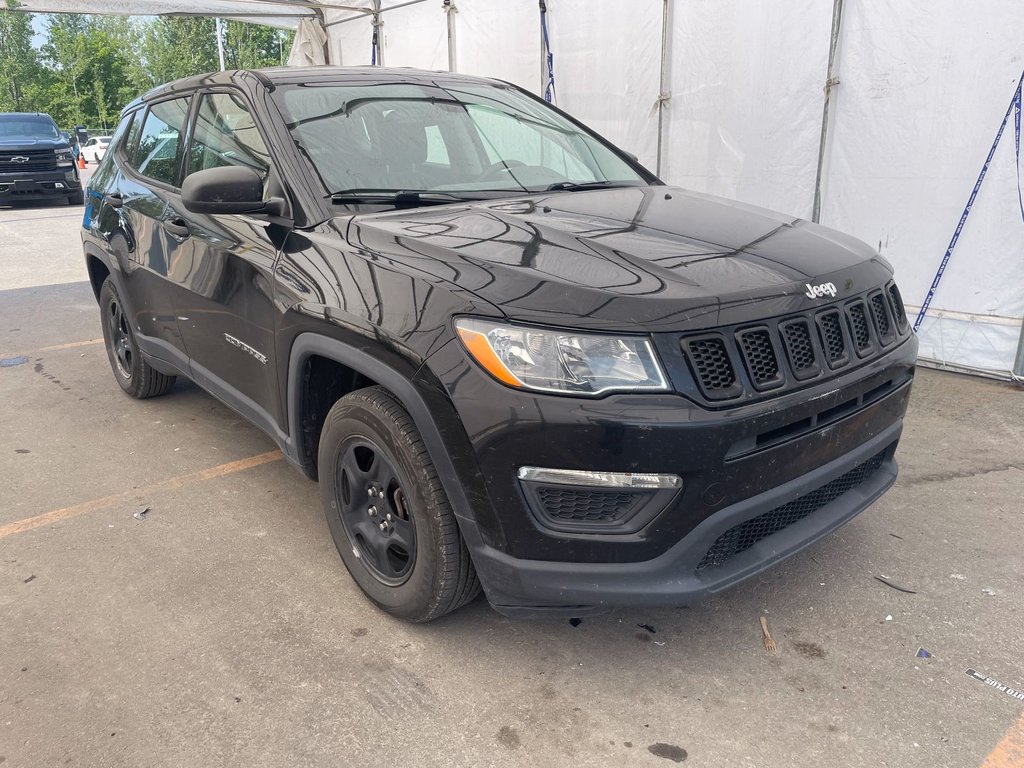 2019 Jeep Compass in St-Jérôme, Quebec - 9 - w1024h768px